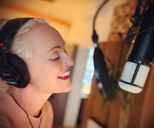 Liv Kristine Studio Photo 2024